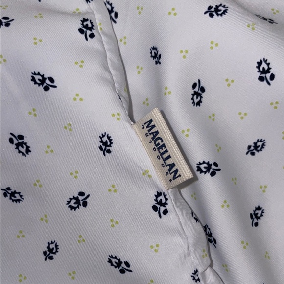 Magellan Outdoors White Shirt with Blue Pattern - Picture 6 of 6